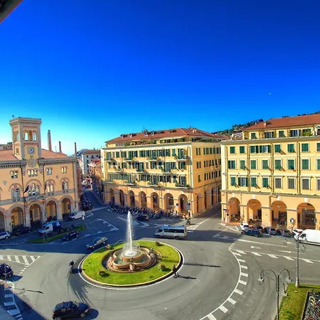 Apartment Con Ascensore E 2 Da Letto In Centro Ad Oneglia