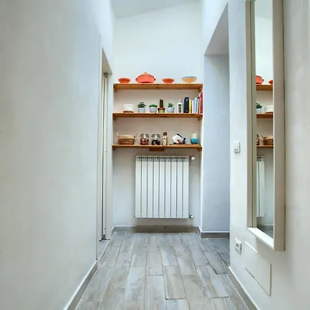 Apartment Con Ascensore E 2 Da Letto In Centro Ad Oneglia *